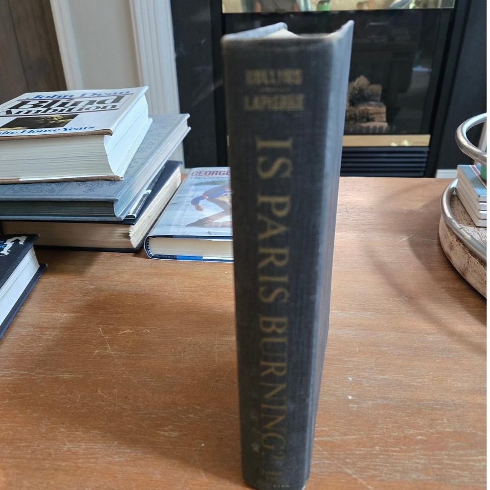 Simon and Schuster Is Paris Burning?‎ Vintage 1965 WWII History Hardcover Book
